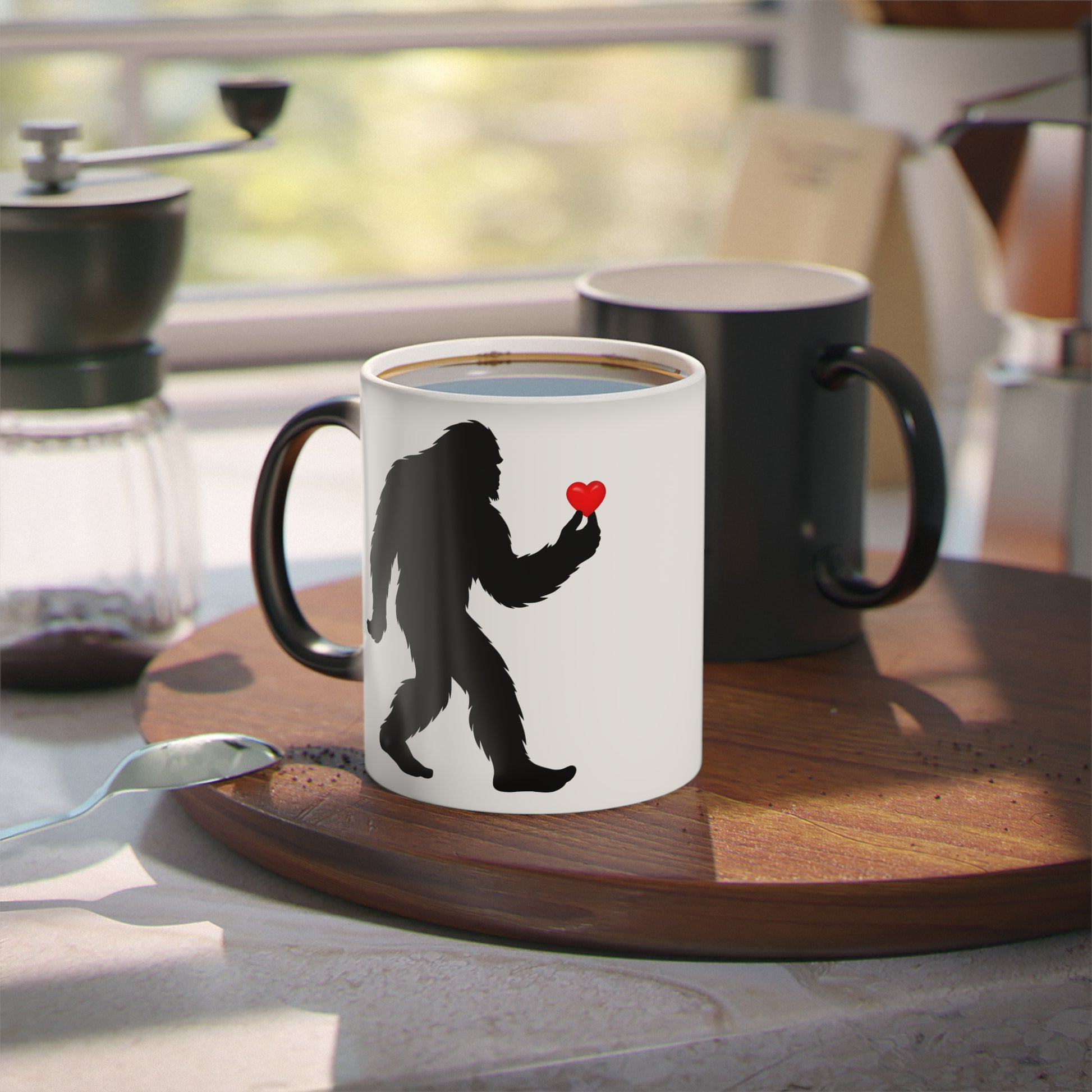 Gentle Giant – Valentine’s Heat-Reactive Mug