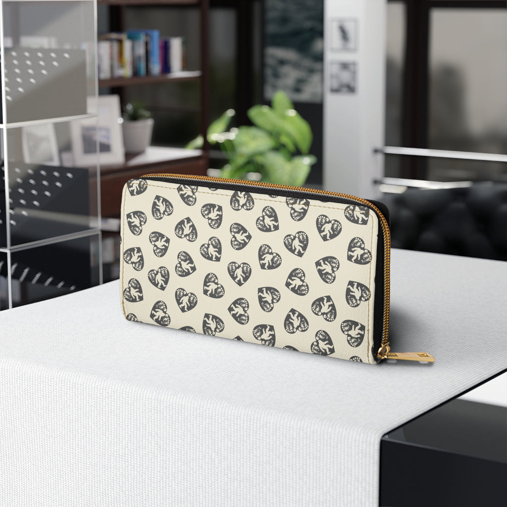 Dark Heart of the Wild – Zipper Wallet
