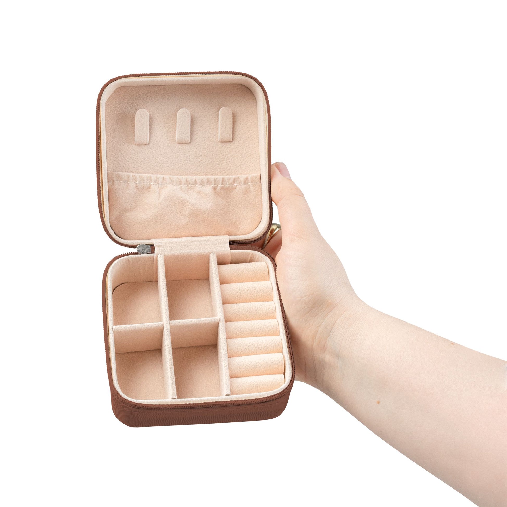 Gentle Giant – Valentine’s Jewelry Case