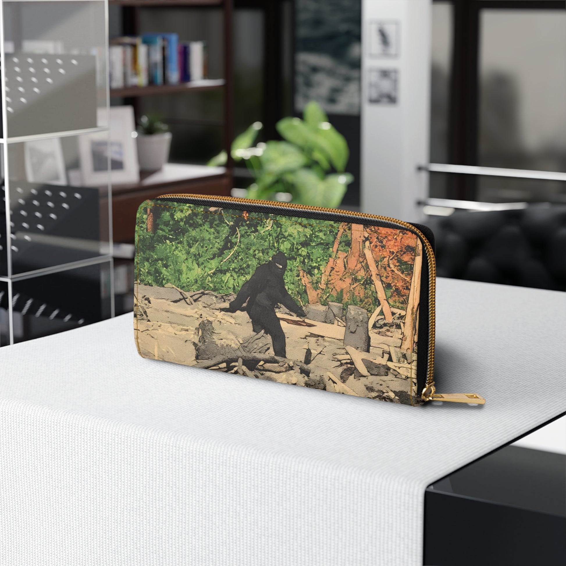 The Legend Lives – Zipper Wallet