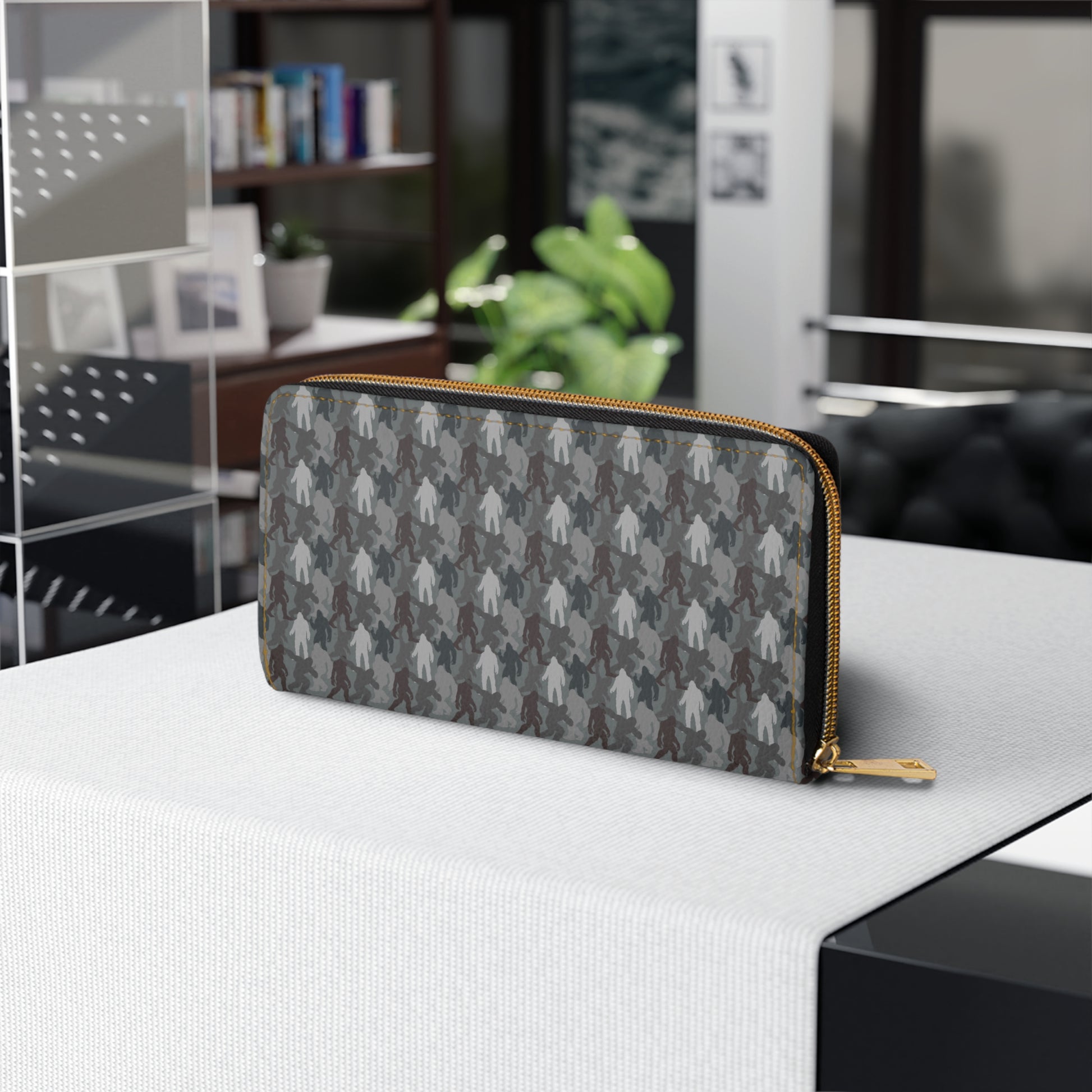 Shadow Stalker Camo – Zipper Wallet