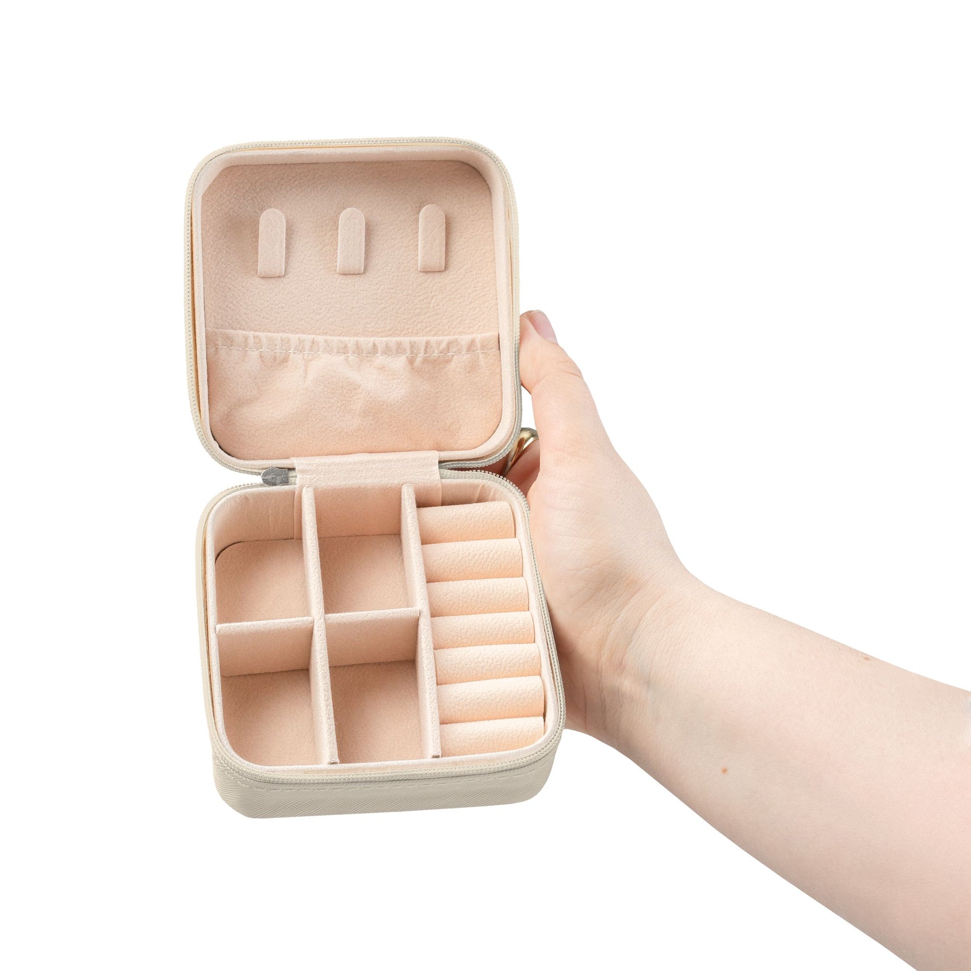 Gentle Giant – Valentine’s Jewelry Case