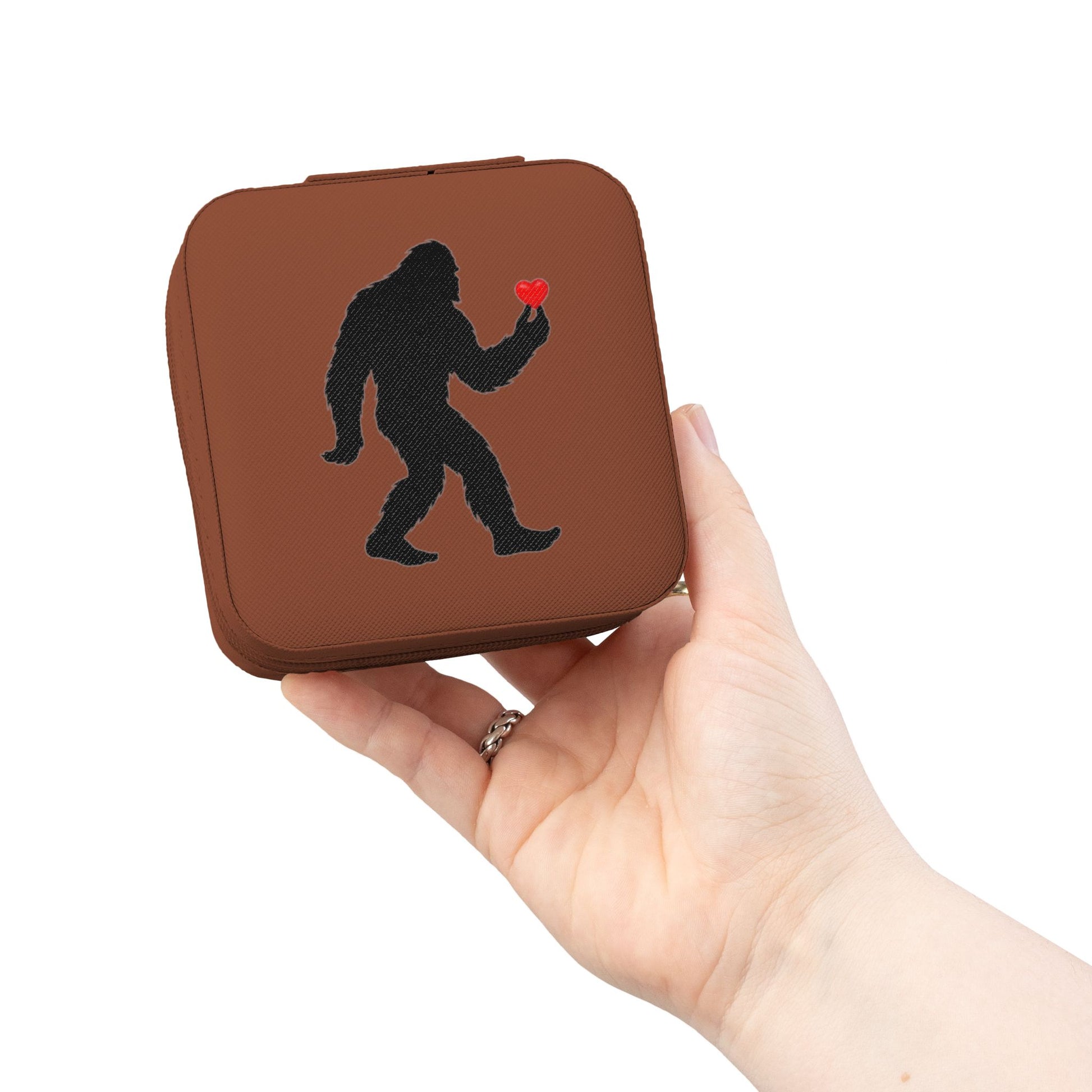 Gentle Giant – Valentine’s Jewelry Case