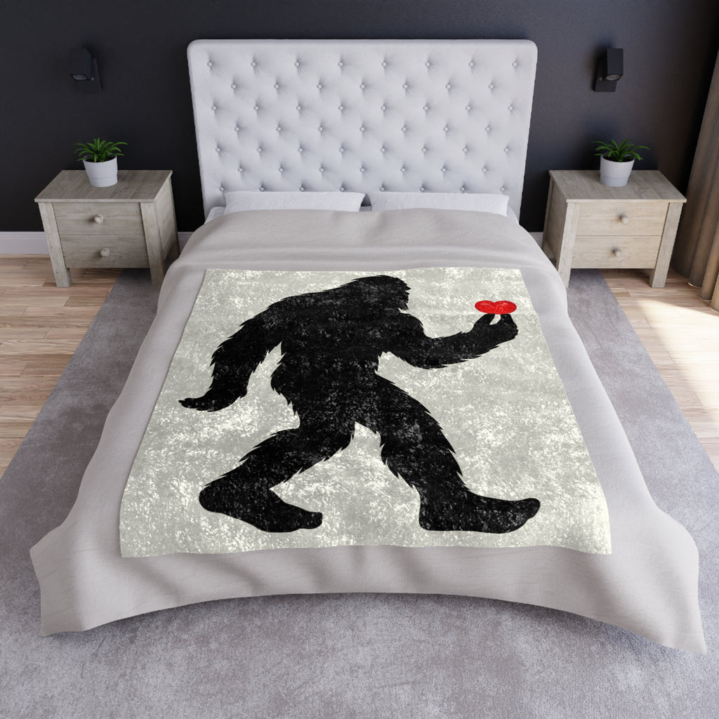 Gentle Giant – Valentine’s Crushed Velvet Throw Blanket