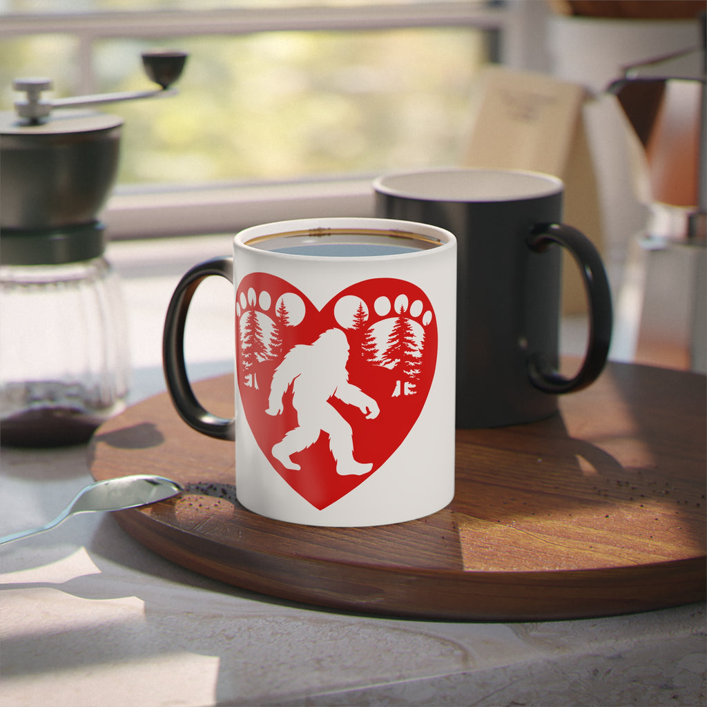 Heart of the Wild – Heat-Reactive Mug