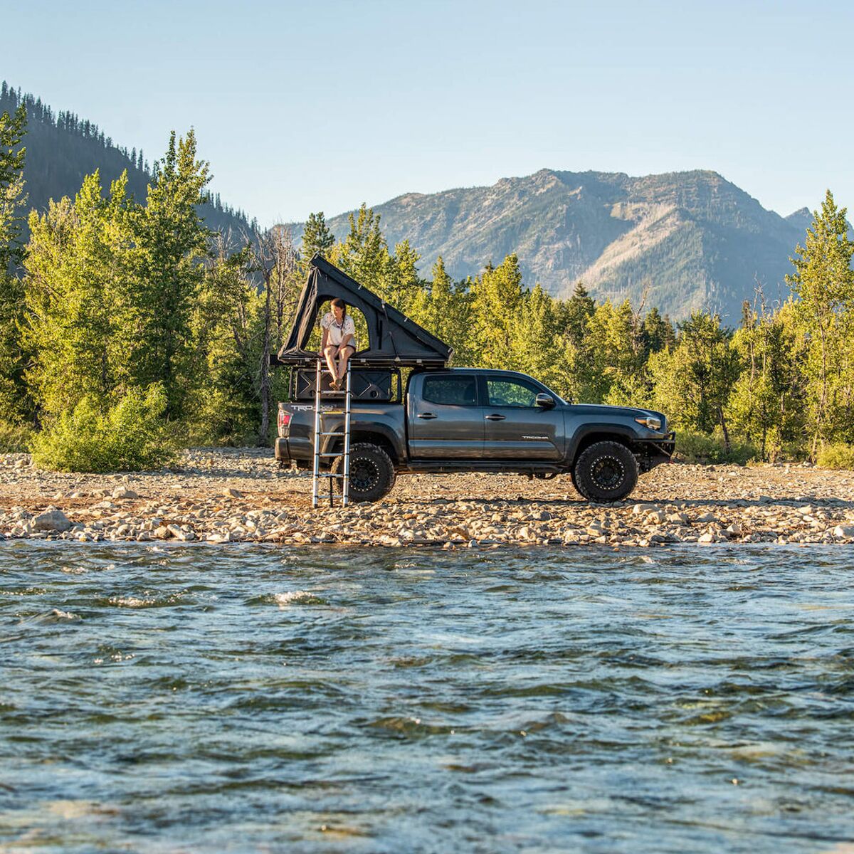 iKamper Blue Dot Voyager Duo Rooftop Tent (Affiliate)