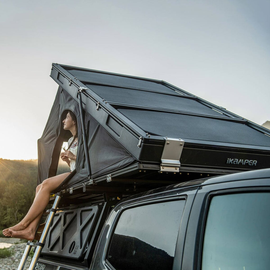 iKamper Blue Dot Voyager Duo Rooftop Tent (Affiliate)